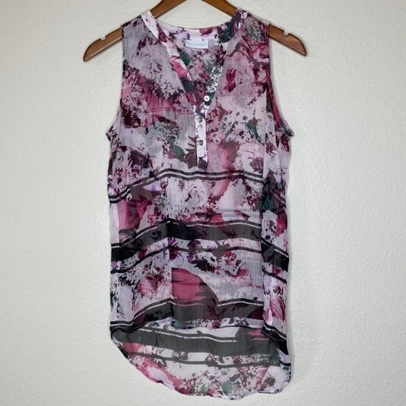 New York & Company Tops - New York & Company Floral blouse